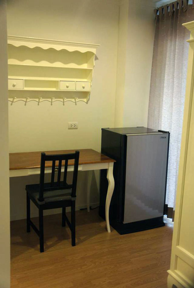 Airport Link Hua Mak Condo Бангкок Экстерьер фото